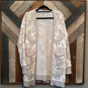 Like New muted animal print cardigan. Two front pockets, size medium by …